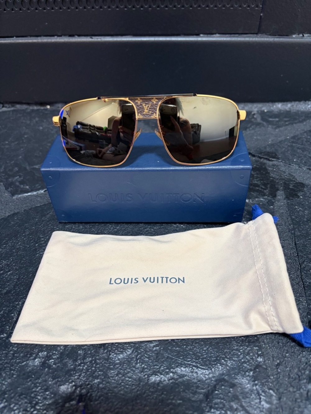 Louis Vuitton Men’s Gold Frame Sunglasses - 2021 - PACIFIC GOLD EBENE E Z2338E